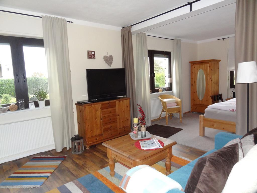 Ferienwohnung Vogt Mertloch ภายนอก รูปภาพ