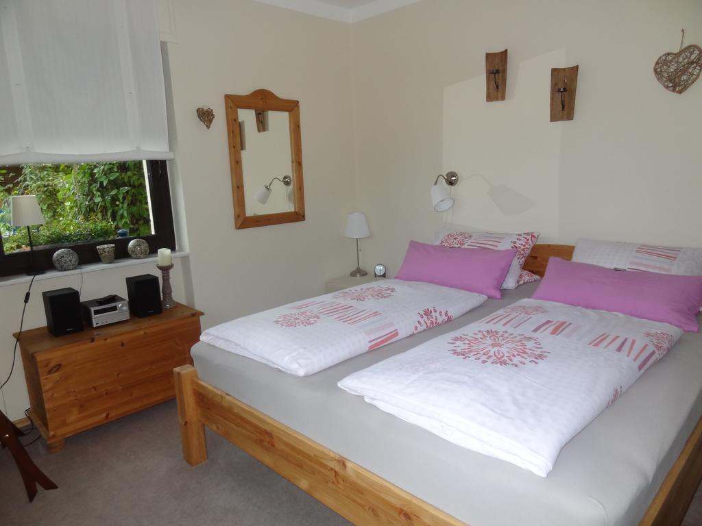 Ferienwohnung Vogt Mertloch ภายนอก รูปภาพ