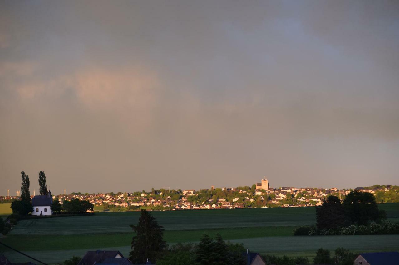 Ferienwohnung Vogt Mertloch ภายนอก รูปภาพ