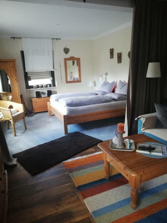 Ferienwohnung Vogt Mertloch ภายนอก รูปภาพ
